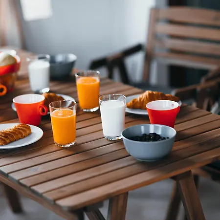 Cozy Country With Heated Outdoor Pool Vakantiehuis *