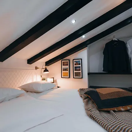 Cozy Country With Heated Outdoor Pool Vakantiehuis *