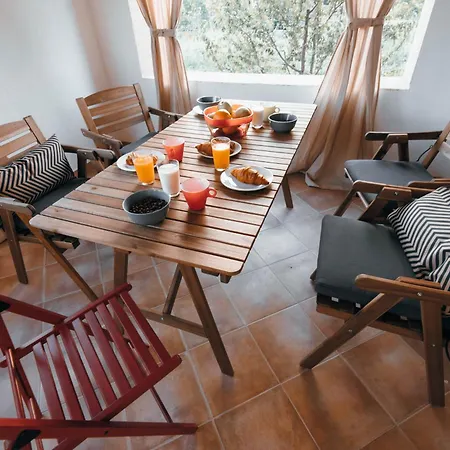 Vakantiehuis Cozy Country With Heated Outdoor Pool *