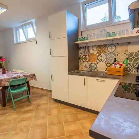 Cozy Country With Heated Outdoor Pool * Šibenik