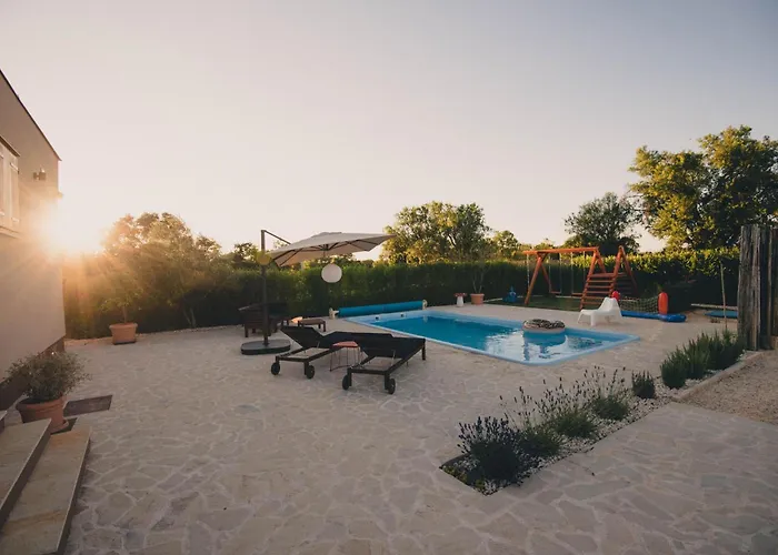 Nyaraló Cozy Country With Heated Outdoor Pool *