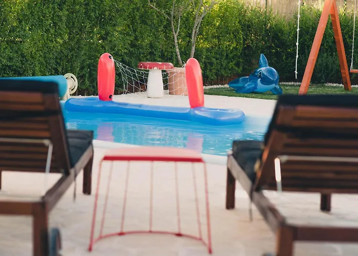 Cozy Country With Heated Outdoor Pool Nyaraló Šibenik